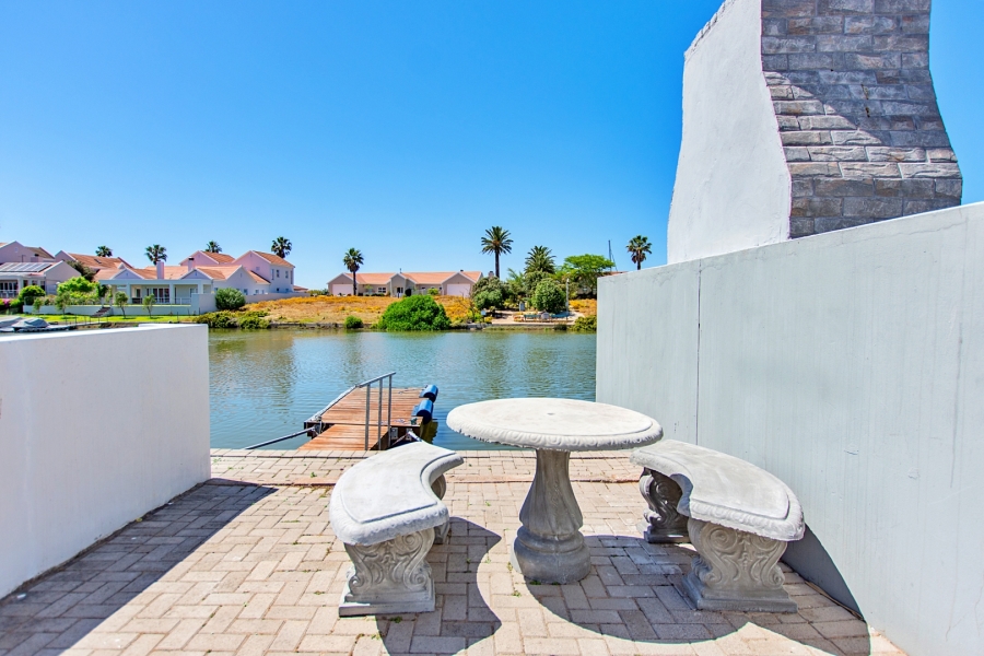 3 Bedroom Property for Sale in Port Owen Western Cape